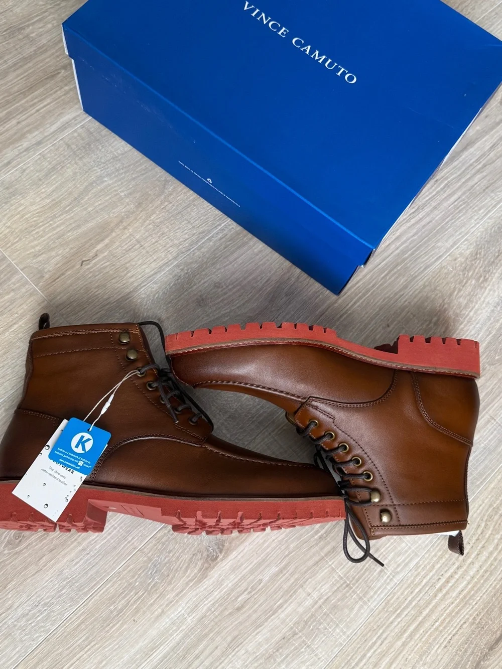 Vince Camuto Men's Cognac Brown Leather Chukka Lace-Up Boots size 9M